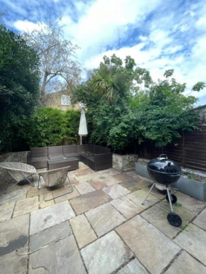 Secluded & Serene 3BD Family Home - Wandsworth!